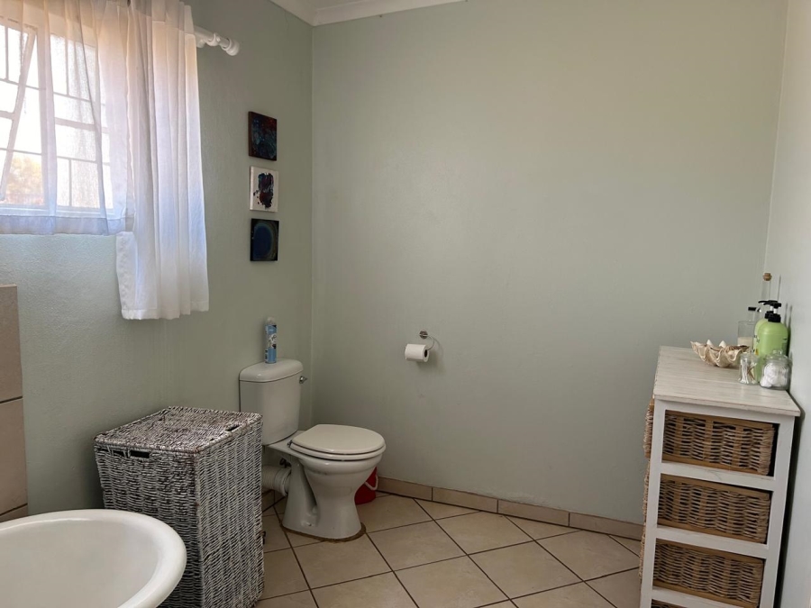 8 Bedroom Property for Sale in Swartruggens North West